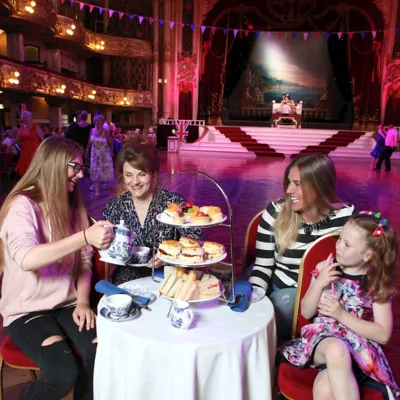 Family Afternoon Tea Girls Day