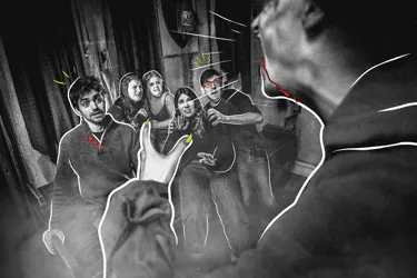 War of the roses at the Dungeon
